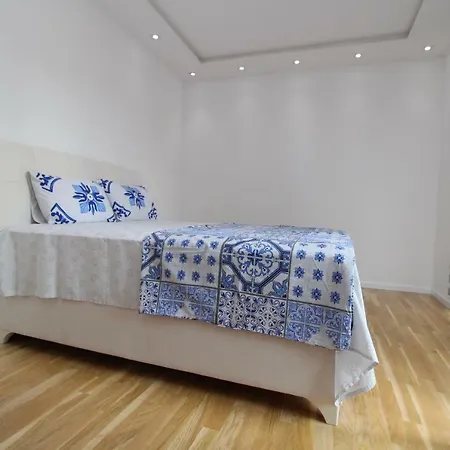 Nivea Midtown شقة سراييفو